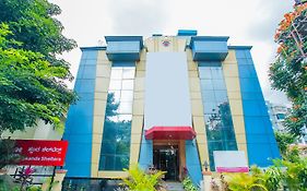 Oyo 331 Hotel Skanda Shelters