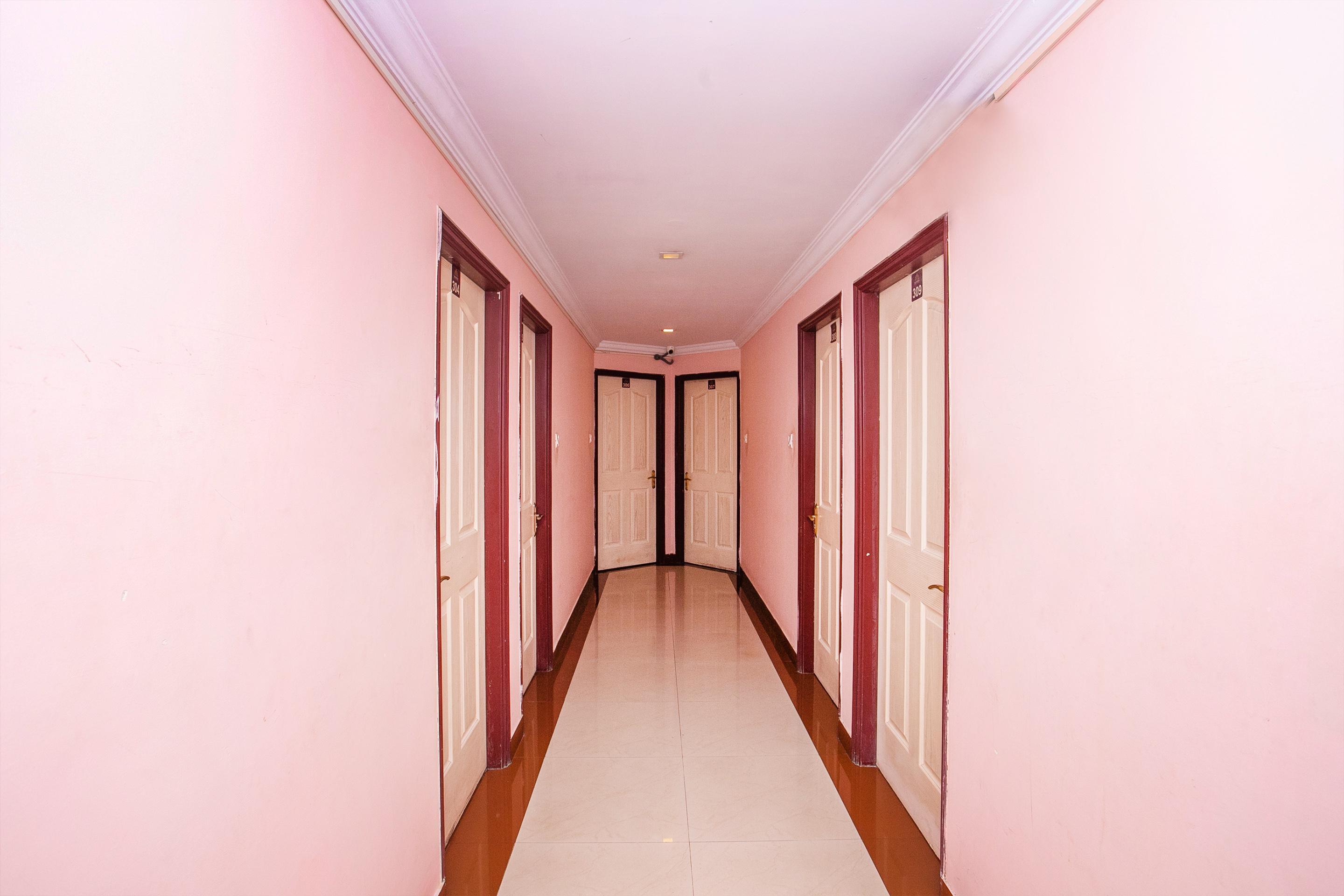 Oyo 331 Hotel Skanda Shelters Bangalore Exterior photo